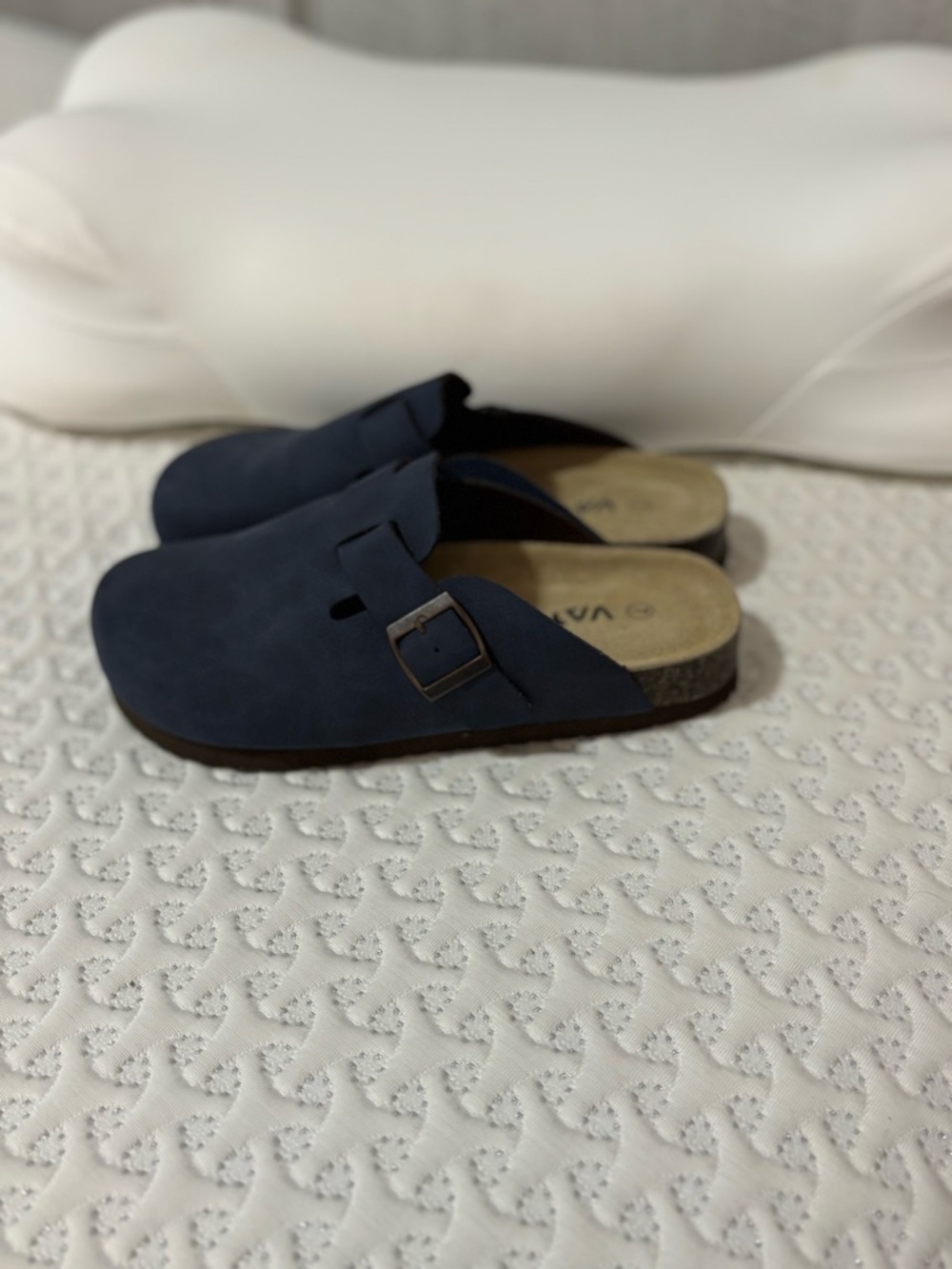 Slip-on Clogs
